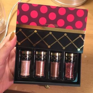 Mac pigments and glitter